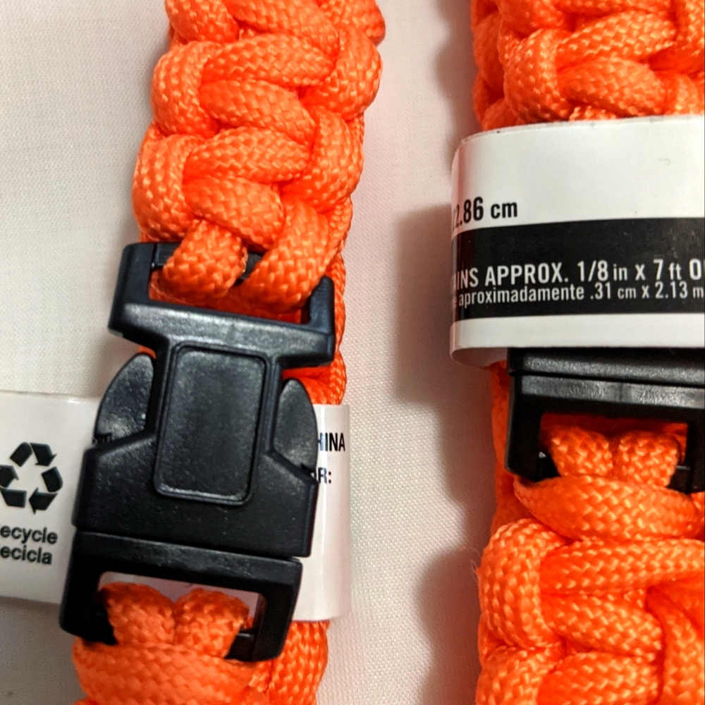 Everbilt 9 inch Paracord Emergency Survival Bracelets - Picture 3 of 5
